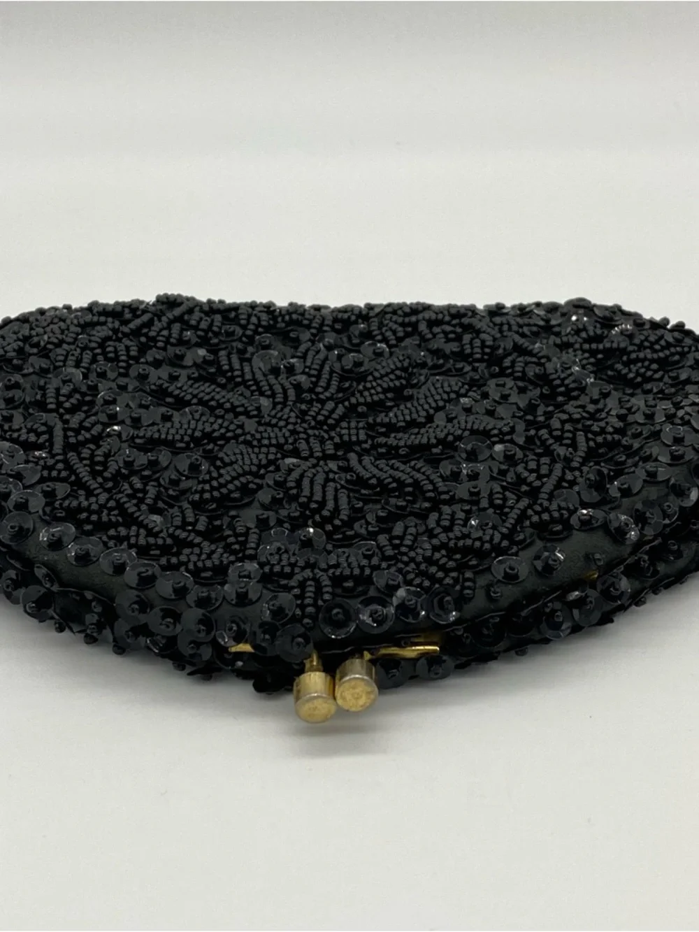 A SAFCO BAG Black Beaded and Sequin Kiss Closure Clutch Bag Made in Hong Kong